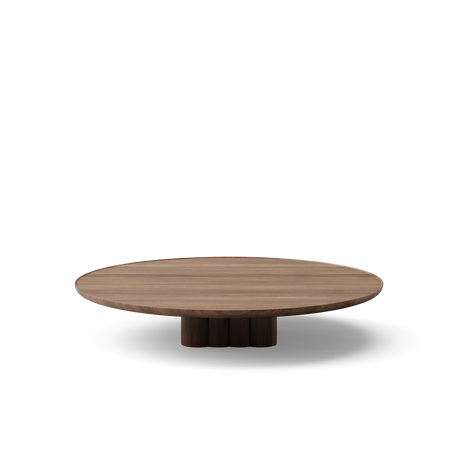 Plush Couchtisch von DK3 - Ø130 x H23 cm - lackierte Walnuss - Jacobsen Plus