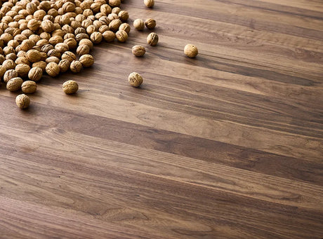 Plush Table Round von DK3 - Geölte Eiche / Ø 140 cm - Jacobsen Plus