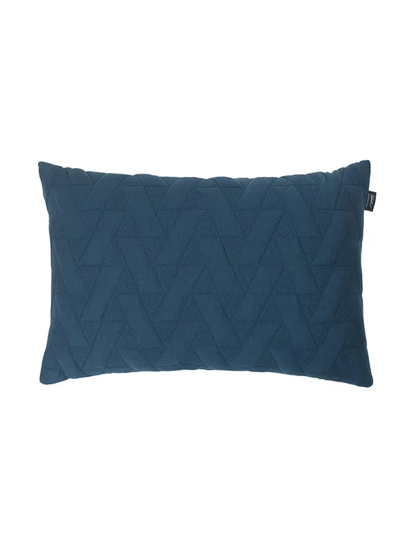 FJ Pattern Kissen von Architectmade - Blau / 40x60 - Jacobsen Plus