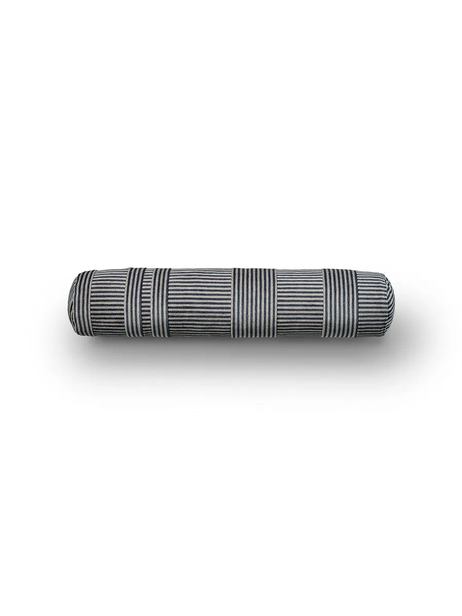 Crest Pyjamas Pillow, Ø15x74 fra Eilersen - 5 - Jacobsen Plus