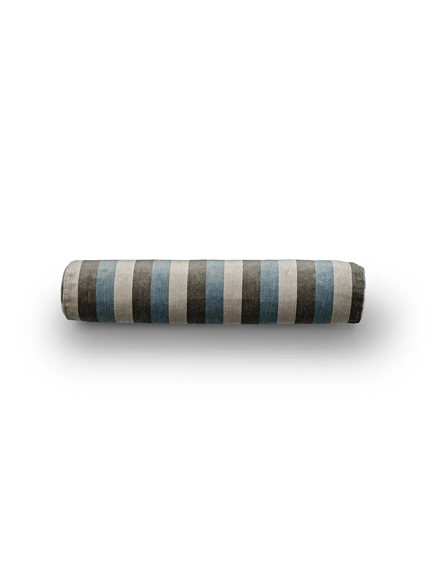 Ember Pyjamas Pillow, Ø15x74 von Eilersen - L05 - Jacobsen Plus