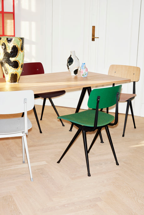 Result Chair von HAY - Beige (gebeizt) / Beige pulverbeschichteter Stahl - Jacobsen Plus