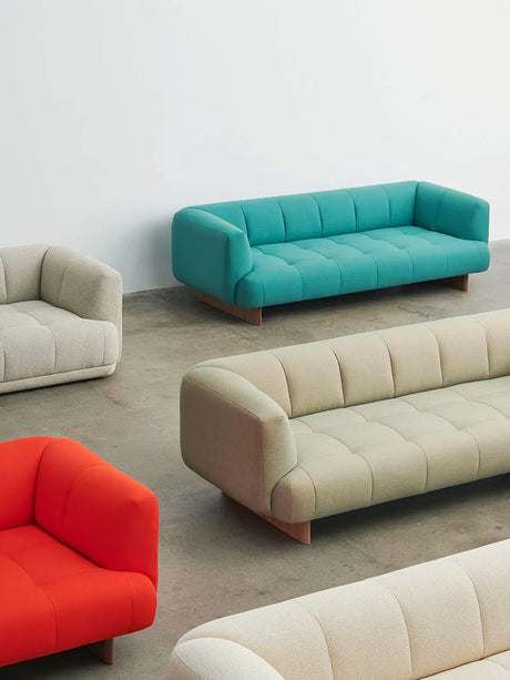 Quilton Lift 2 Pers. Sofa von HAY - Lackierte Eiche / Preisklasse 1 - Jacobsen Plus
