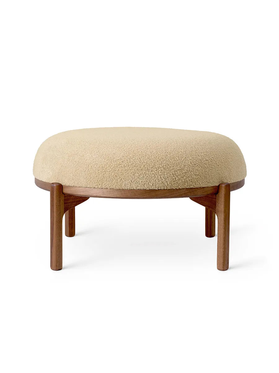 RF1903F Sideways Pouf von Carl Hansen & Søn - Geölte Walnuss - Baru 0330 - Jacobsen Plus