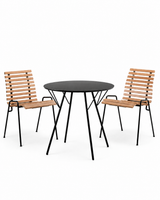 RHF Terrace Cafésæt in Teak/Schwarz mit 2 Stühlen und 1 Tisch von &Tradition - 1 - Jacobsen Plus