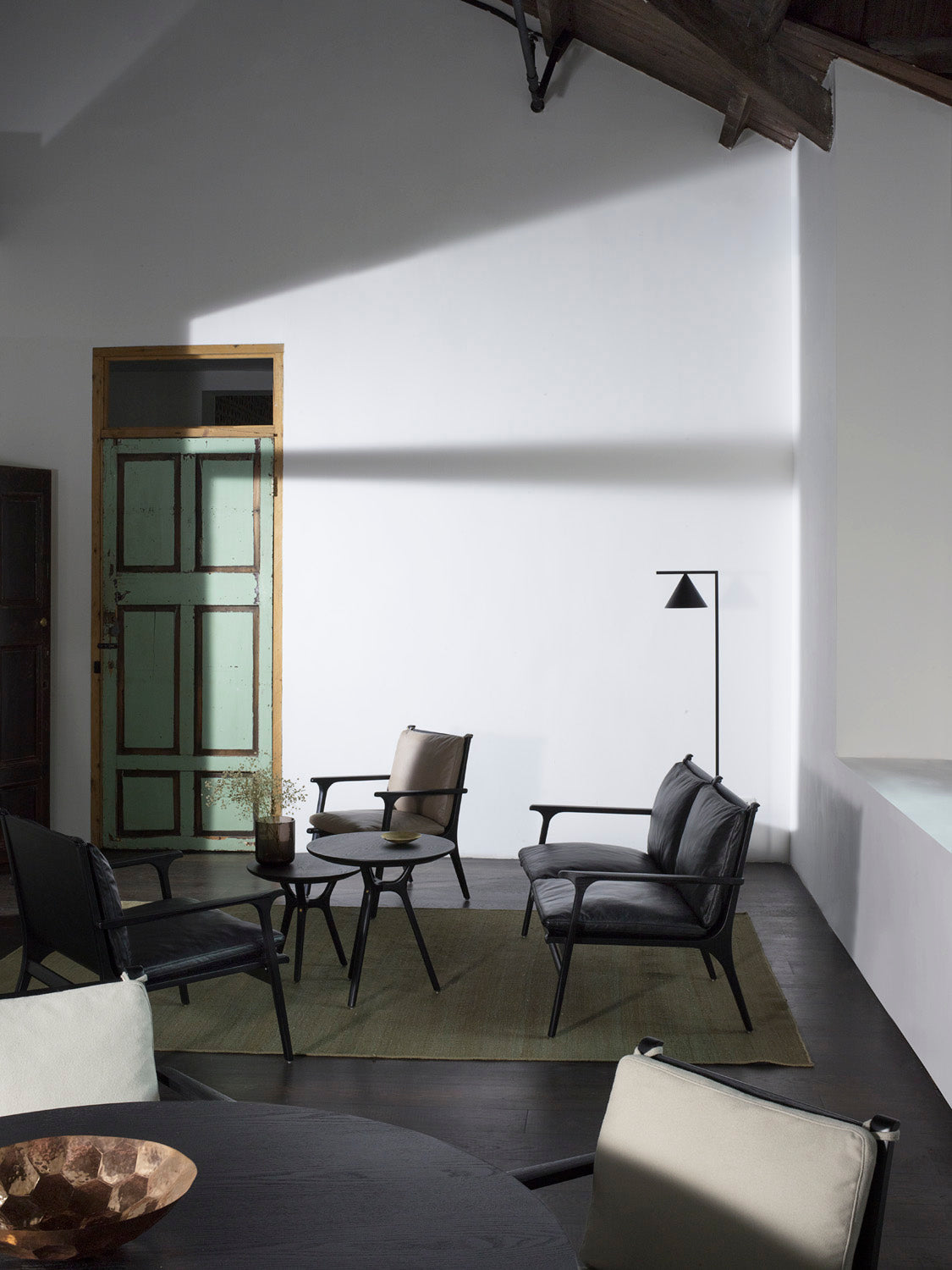 Rén Couchtisch Ø54 cm in Walnuss von Stellar Works - 4 - Jacobsen Plus