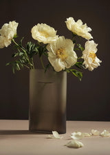 Ridge Vase, taupe frosted glass fra Muuto - 2 - Jacobsen Plus