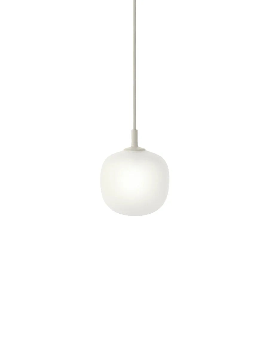 Rime Pendant Lampe, Ø 12 cm fra Muuto - Grey - Jacobsen Plus