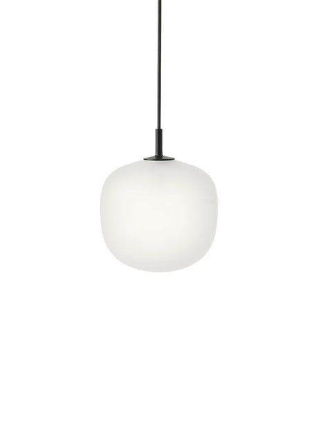 Rime Pendelleuchte, Ø 18 cm von Muuto - Schwarz - Jacobsen Plus