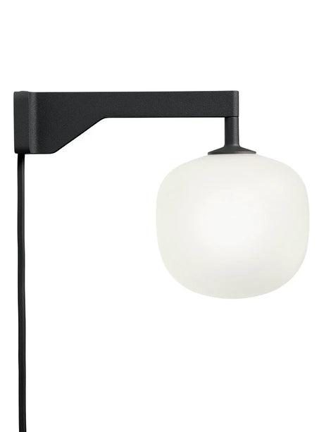 Rime Wall Lamp von Muuto - Schwarz - Jacobsen Plus