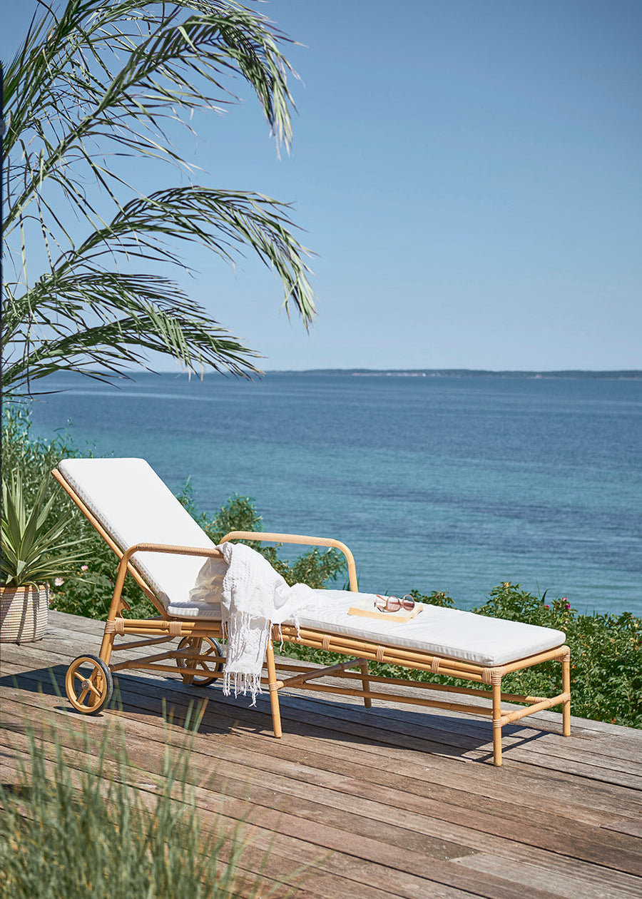 Josephine Exterior Liegestuhl, Natural von Sika-Design - 1 - Jacobsen Plus