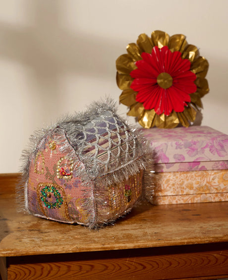 Gingerbread House - Honningkagehus Large von Sissel Edelbo - 1 - Jacobsen Plus