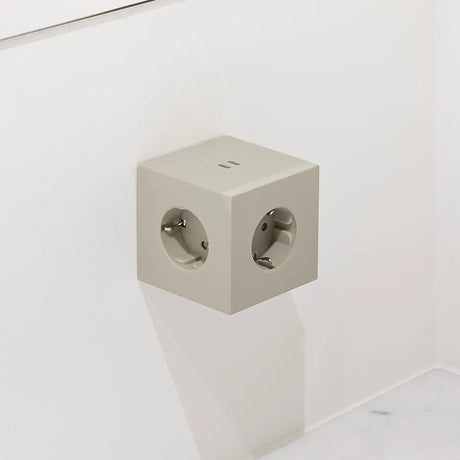 Square 2 Steckdose mit USB, Beige von Avolt - 5 - Jacobsen Plus