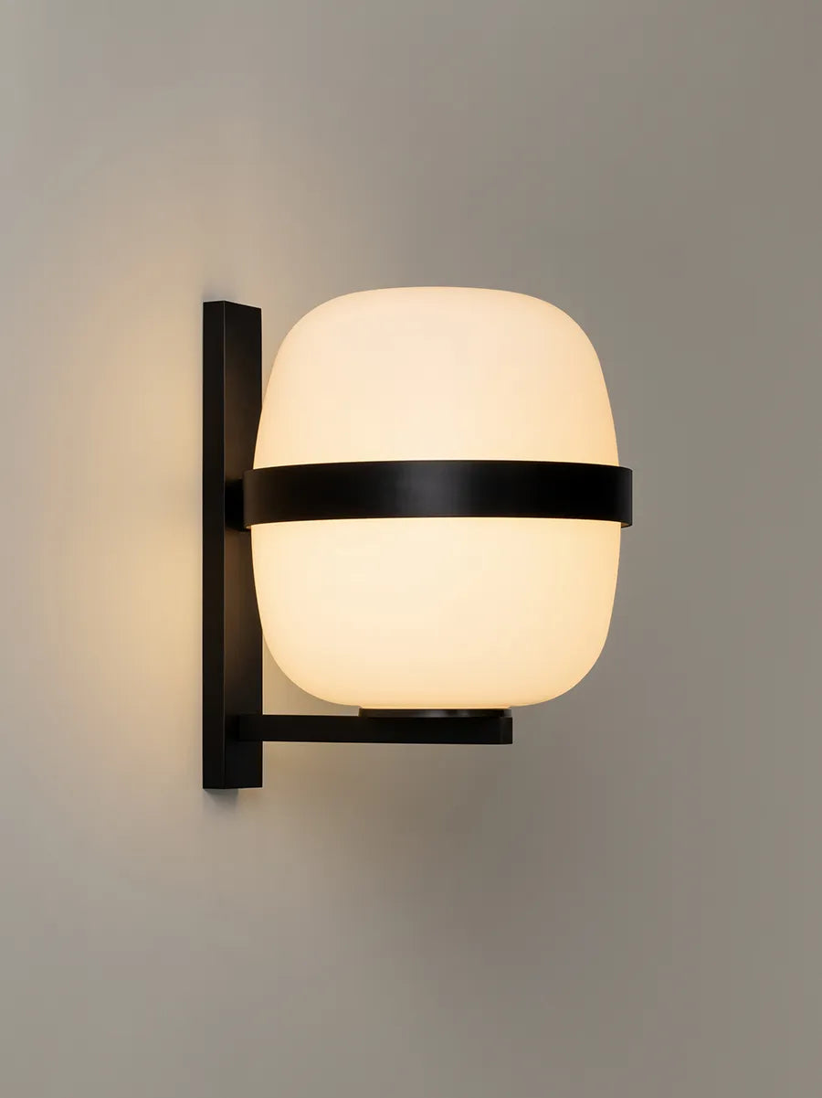 Wally Cesta Wandleuchte von Santa and Cole - 6 - Jacobsen Plus