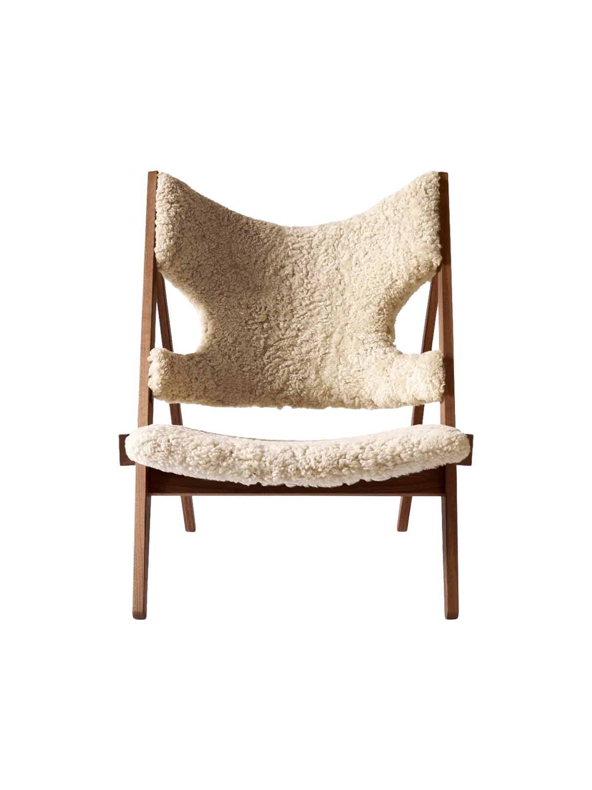 Knitting Lounge Chair, Sheepskin fra Audo Copenhagen - Sheepskin Nature - Walnut - Jacobsen Plus