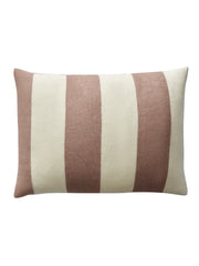 The Sweater Cushion, braun von Silkeborg Uldspinderi