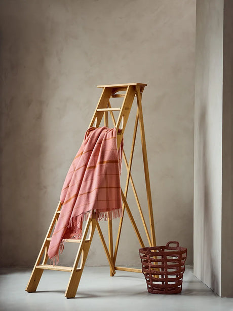 Warp & Weft Decke, coral/amber von Silkeborg Uldspinderi - 3 - Jacobsen Plus