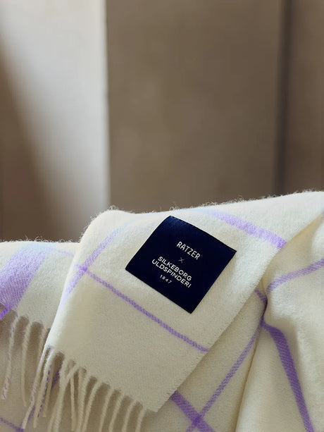Warp & Weft Plaid, raw white/lilac von Silkeborg Uldspinderi - 3 - Jacobsen Plus