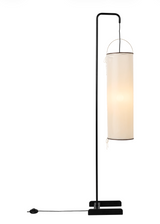 Gubi Silk Lantern Stehleuchte - 1 - Jacobsen Plus
