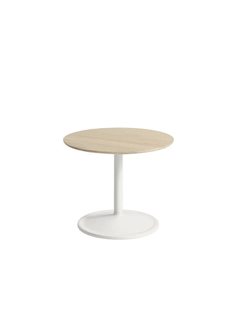Soft Side Table, Ø48/H40 von Muuto - Eiche - Jacobsen Plus