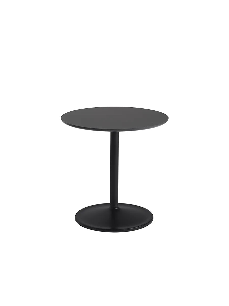Soft Side Table, Ø48/H48 fra Muuto - Black Nanolaminat - Jacobsen Plus
