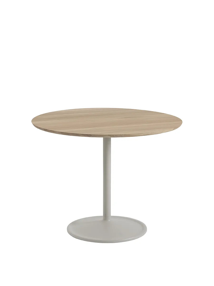 Soft Table, Ø95 fra Muuto - Oak - Jacobsen Plus