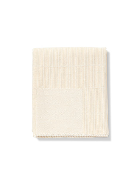 Grid Throw von Fredericia Furniture - Off-White - Jacobsen Plus
