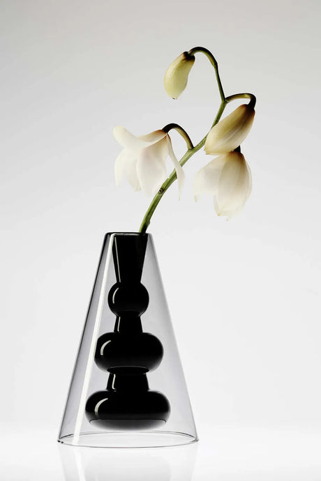 Bump Vase Cone Black von Tom Dixon - 4 - Jacobsen Plus