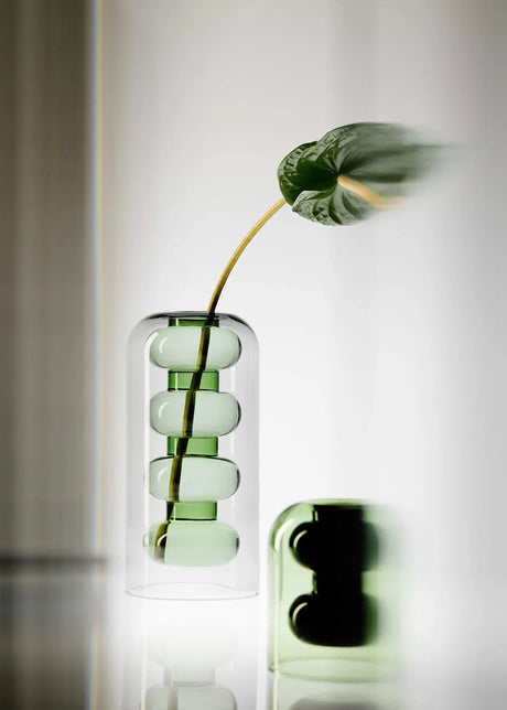 Bump Vase Tall Green von Tom Dixon - 2 - Jacobsen Plus