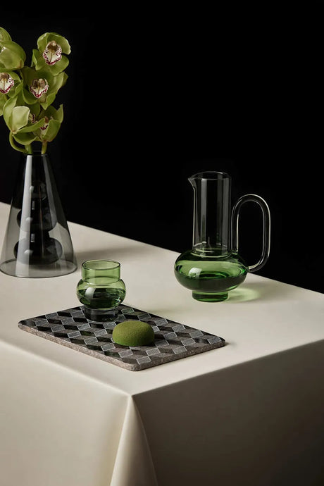 Bump Vase Cone Black von Tom Dixon - 3 - Jacobsen Plus