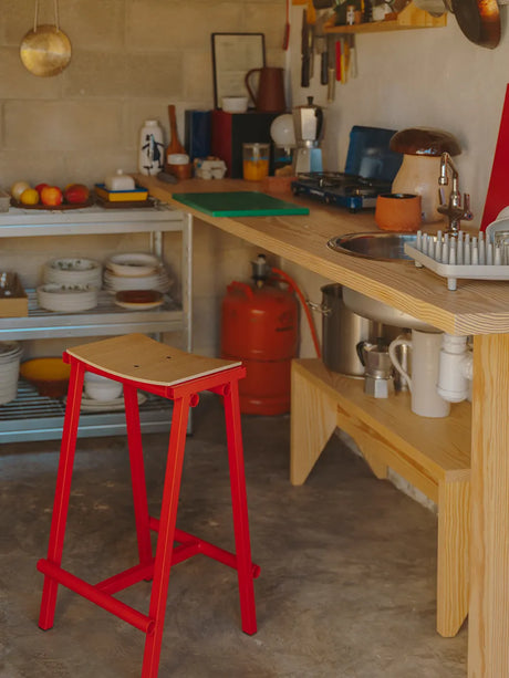 Taburete 8 Bar Stool, niedrig von Hay - Signal Red - Jacobsen Plus