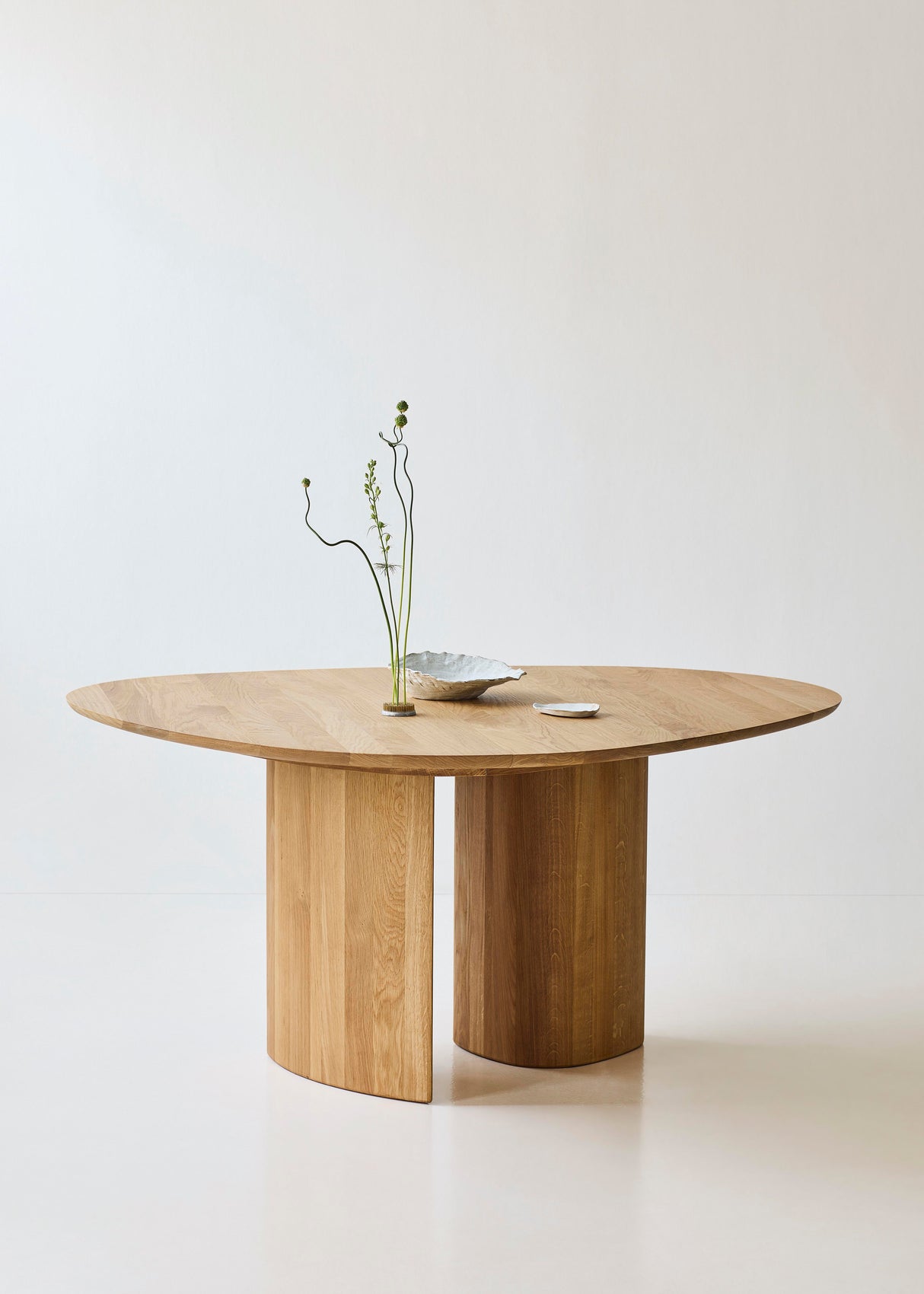 Tangent spisebord, rund Ø136 fra DK3 - 1 - Jacobsen Plus