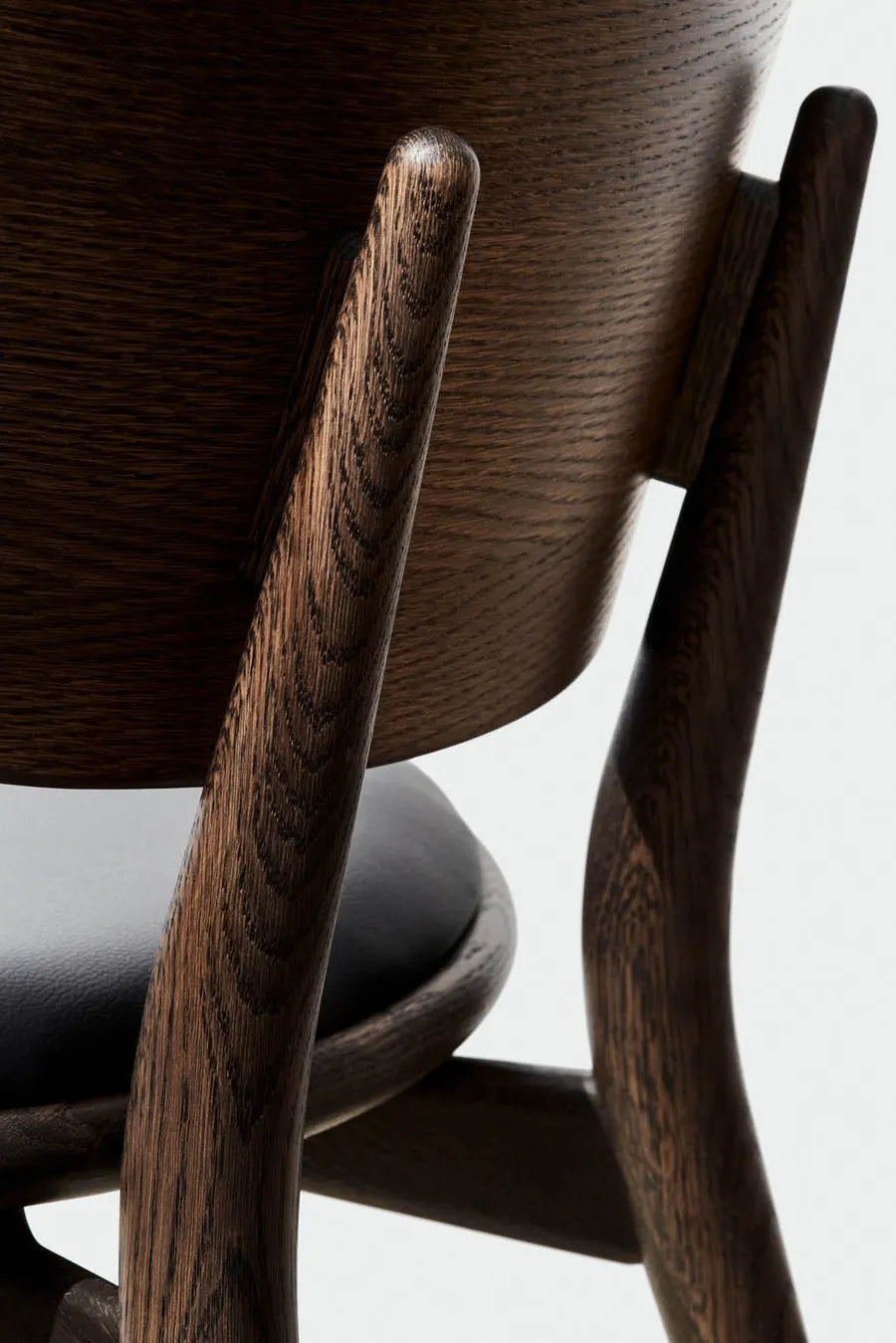 The Dining Chair fra Mater - 6 - Jacobsen Plus