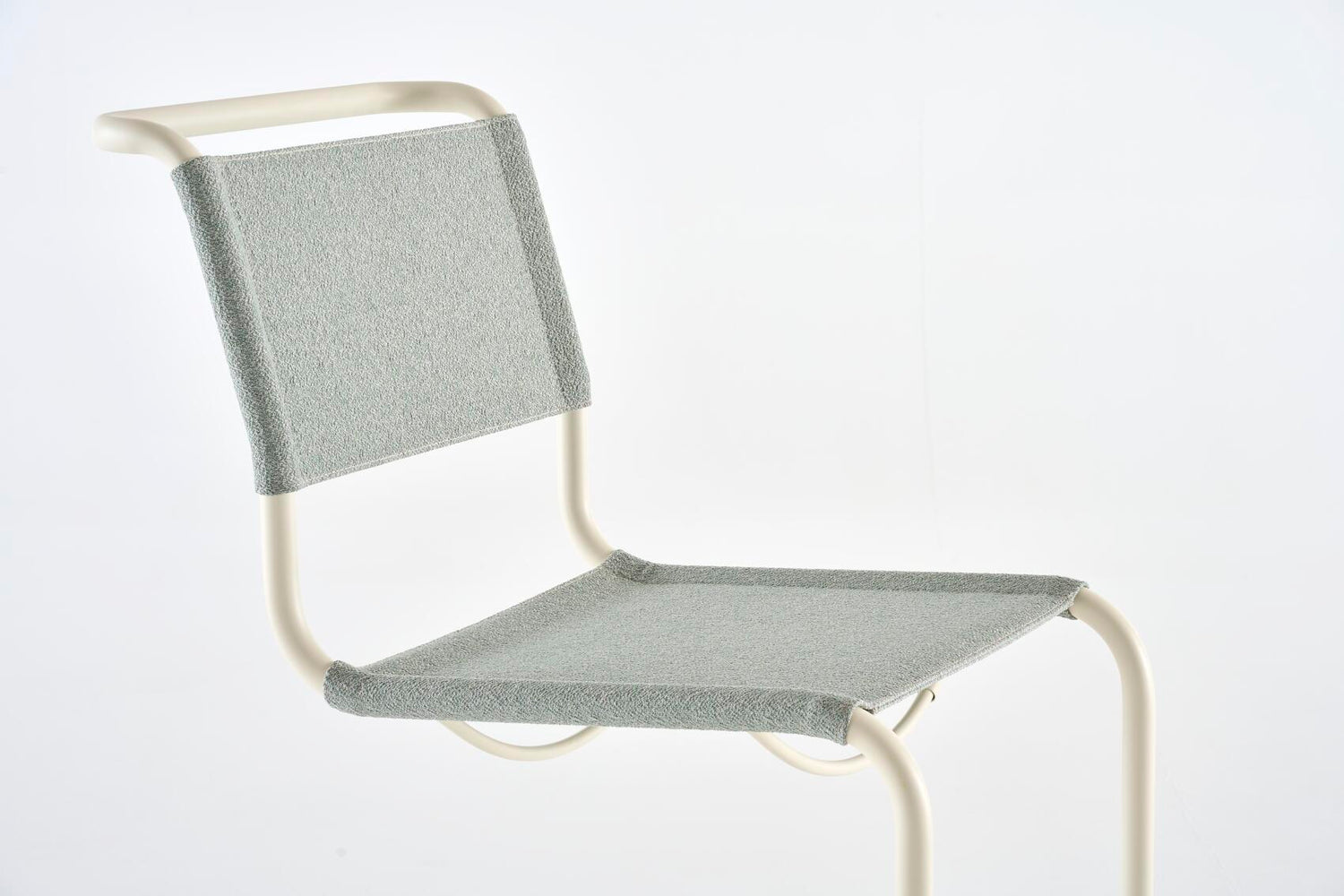 S 33 V Freischwinger-Stuhl von Thonet