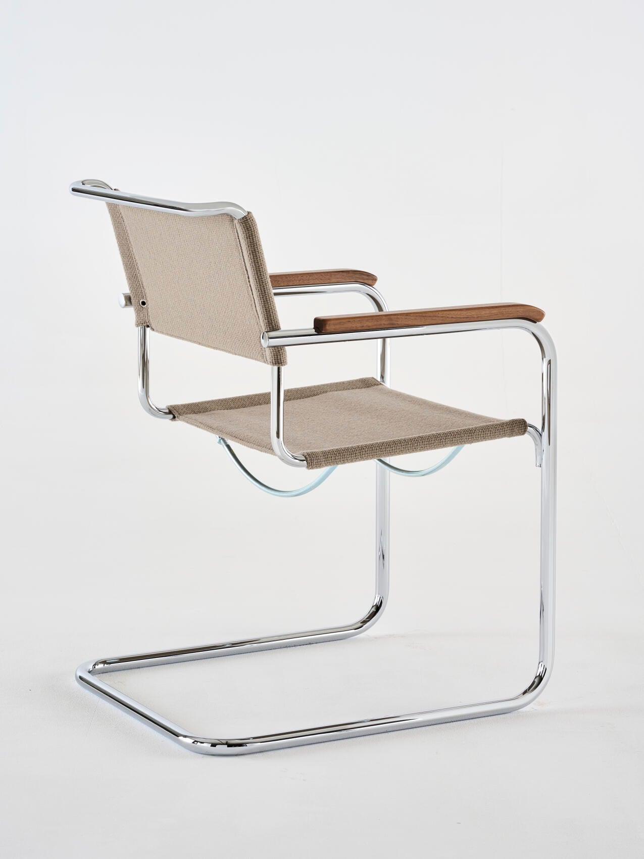 S 34 V Freischwingerstuhl von Thonet