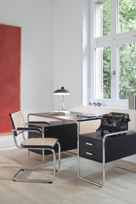 S 285 Schreibtisch, Chrom von Thonet - Lacquer pure white RAL 9010 - 4 Regalböden - Jacobsen Plus