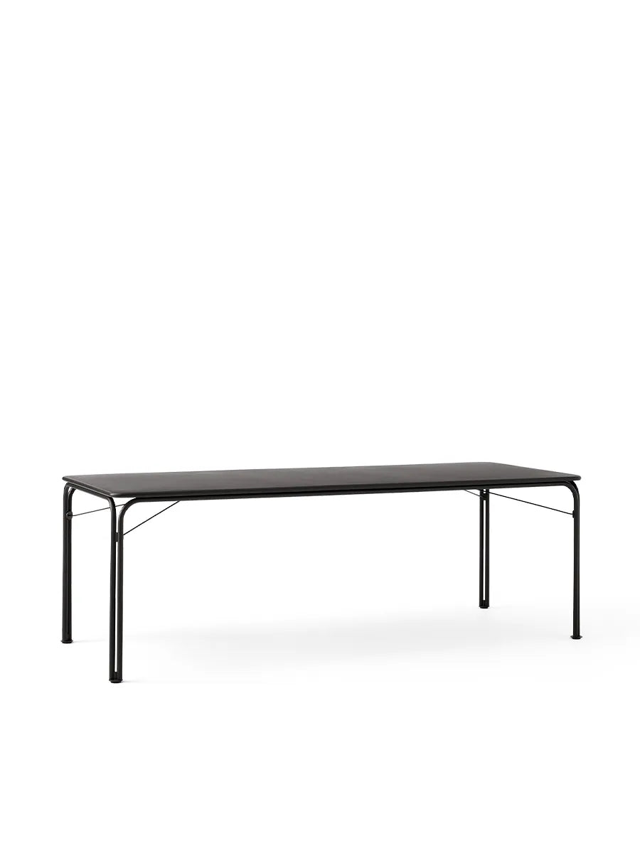 Thorvald SC99 Havebord, 220x95 fra &Tradition - Warm Black - Jacobsen Plus