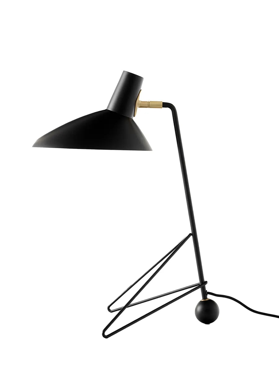 Tripod HM9 Bordlampe af Hvidt & Mølgaard
