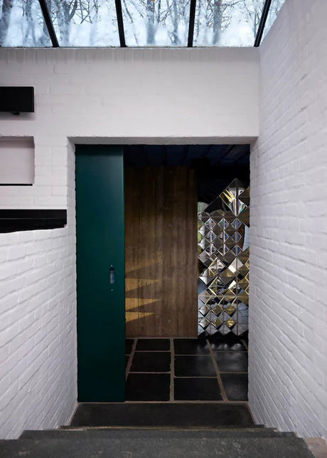 Mirror Sculptures, 4 Pyramiden von Verpan - 2 - Jacobsen Plus