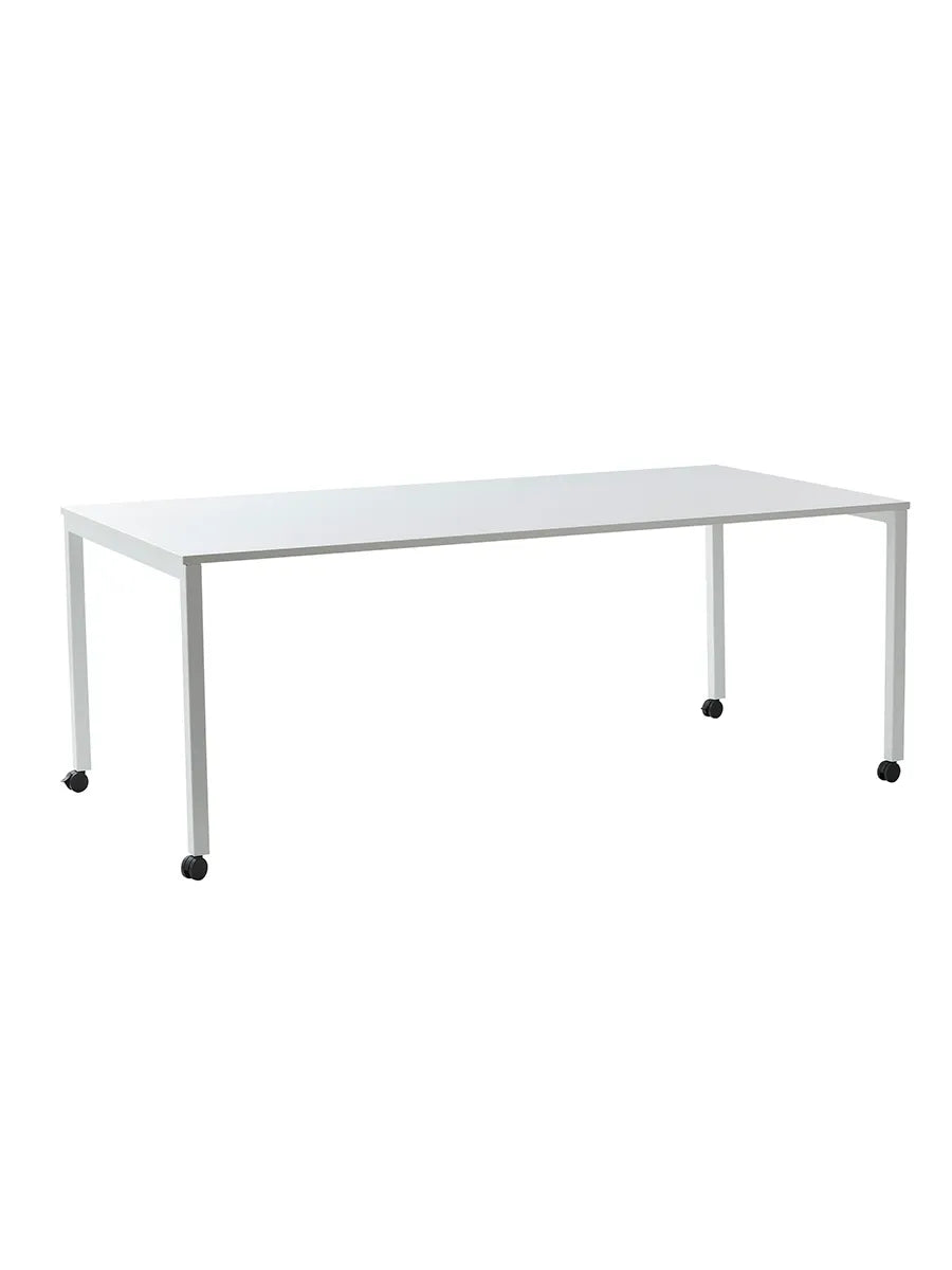 Panton Move Esstisch, White von Verner Panton - 1 - Jacobsen Plus