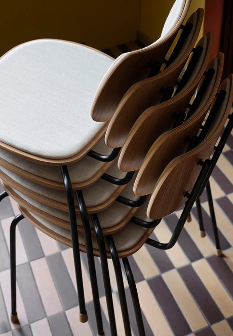 Vega Stuhl, gepolstert von Carl Hansen & Søn - Stofgruppe 1 / Eg lackiert - Jacobsen Plus