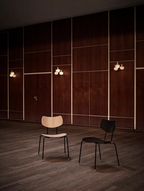 Vega Stuhl von Carl Hansen & Søn - Schwarz Eiche - Jacobsen Plus