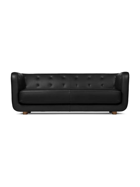Vilhelm Sofa fra Audo Copenhagen - Læder / Nevada Black 0500S / Røget eg - Jacobsen Plus
