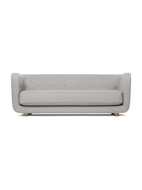 Vilhelm Sofa fra Audo Copenhagen - Stof / Vidar 3, 123 / Røget eg - Jacobsen Plus