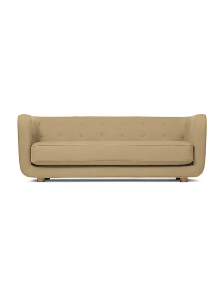 Vilhelm Sofa fra Audo Copenhagen - Stof / Vidar 3, 323 / Røget eg - Jacobsen Plus