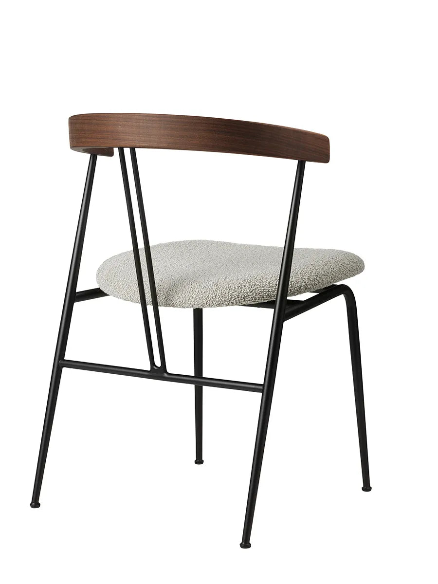 Violin Dining Chair, american walnut fra GUBI - 5 - Jacobsen Plus