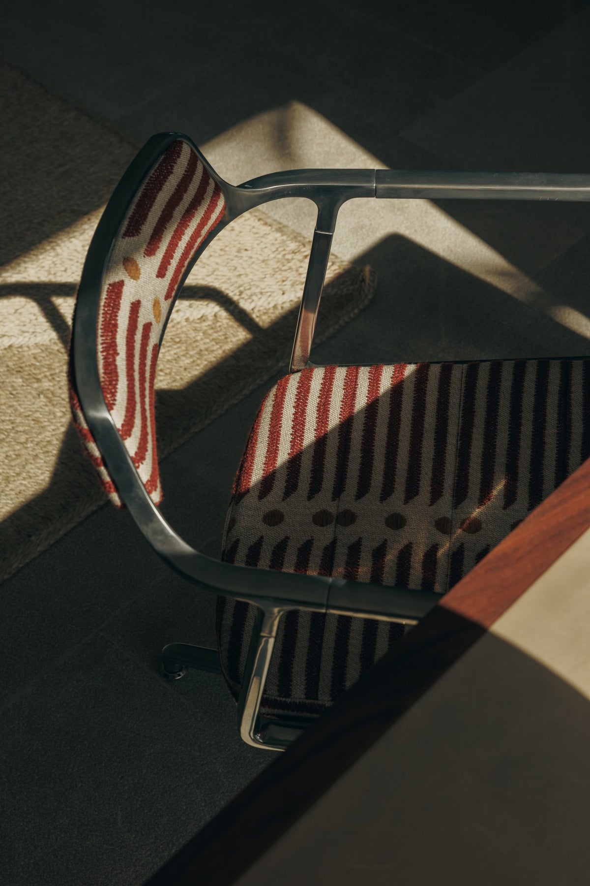Vipp - VIPP452 Swivel-Stuhl, Mallorca Edition - 11 - Jacobsen Plus