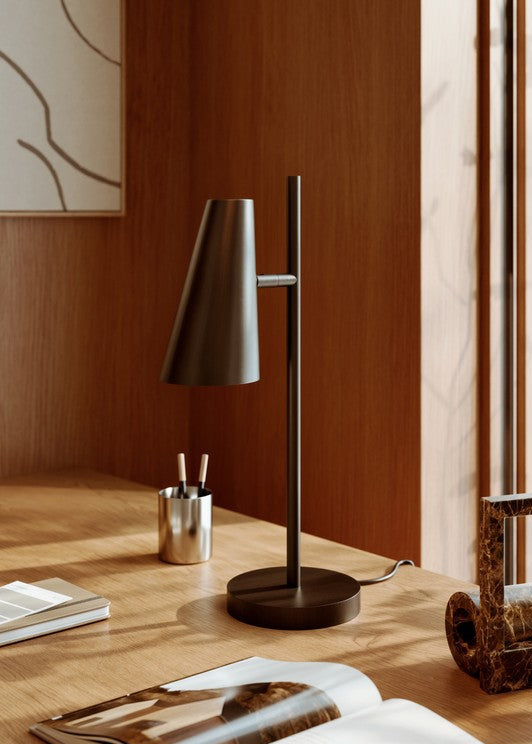 Cono Table Lamp fra Woud - 2 - Jacobsen Plus