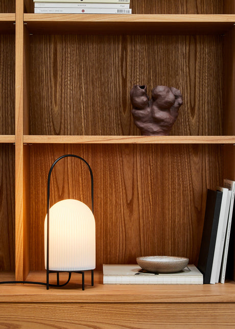 Ghost Tischlampe von Woud - 2 - Jacobsen Plus