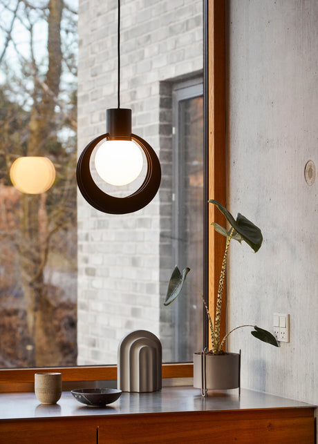 Lunar Pendant von Woud - 2 - Jacobsen Plus